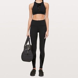 NWOT WunderUnder High-Rise Tight
Flocked 28"